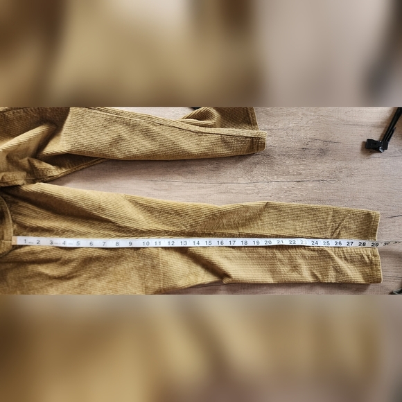 Levi's NWT 311 Shaping Skinny‎ Corduroy Women's Size W33/30 Irregular - Picture 5 of 7